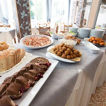 Esperia Hotel