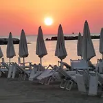 Esperia Hotel