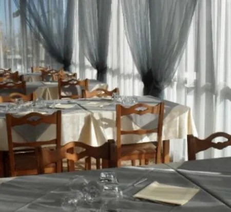 Esperia Hotel