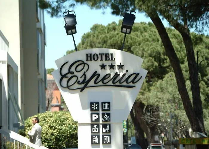 Esperia 호텔 3*